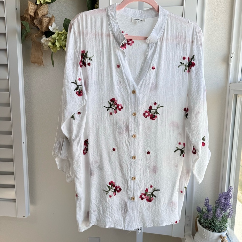 Kindred. Size XL. 100. Loose fit.